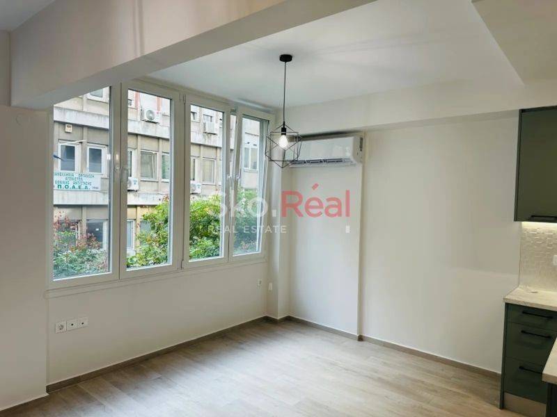 Σαλοκουζίνα