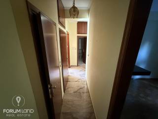 Forumland Real Estate,διάδρομος