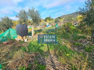 ★ Δεν κτίζει ★ Πρόσωπο σε ασφαλτόδρομο ★ 5μ από θάλασσα