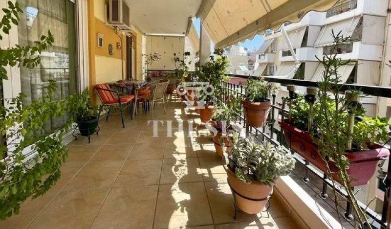 Θέα από μπαλκόνι