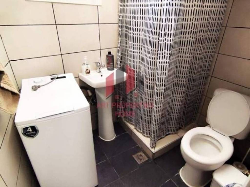 Γκαρσονιέρα