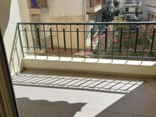 PISO MPALKONI ME TENTA