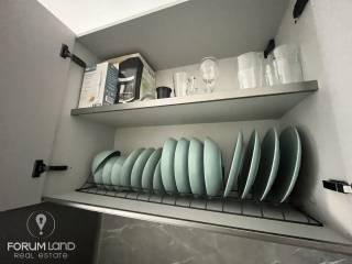 Forumland Real Estate, πιάτα ποτήρια