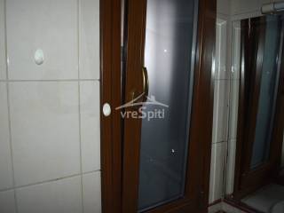 ΠΑΡΑΘΥΡΟ ΛΟΥΤΡΟΥ