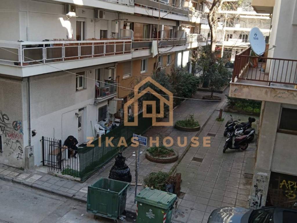 Θέα από μπαλκόνι