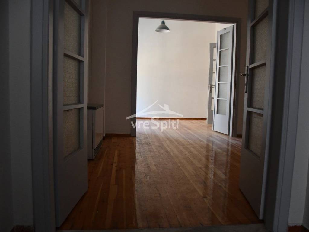 ΕΣΩΤΕΡΙΚΗ ΑΠΟΨΗ ΤΟΥ ΓΡΑΦΕΙΟΥ