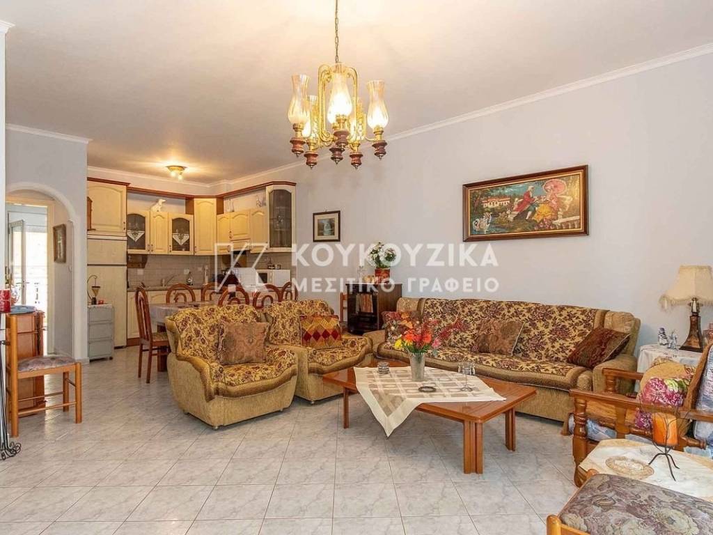 Σαλοκουζίνα