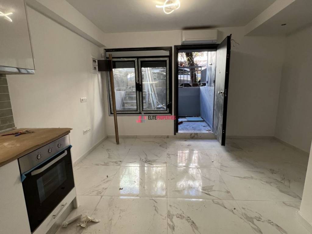 ΣΑΛΟΚΟΥΖΙΝΑ