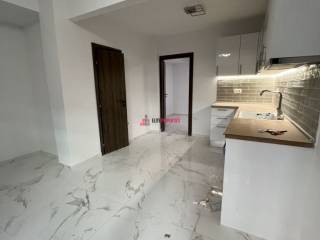 ΣΑΛΟΚΟΥΖΙΝΑ