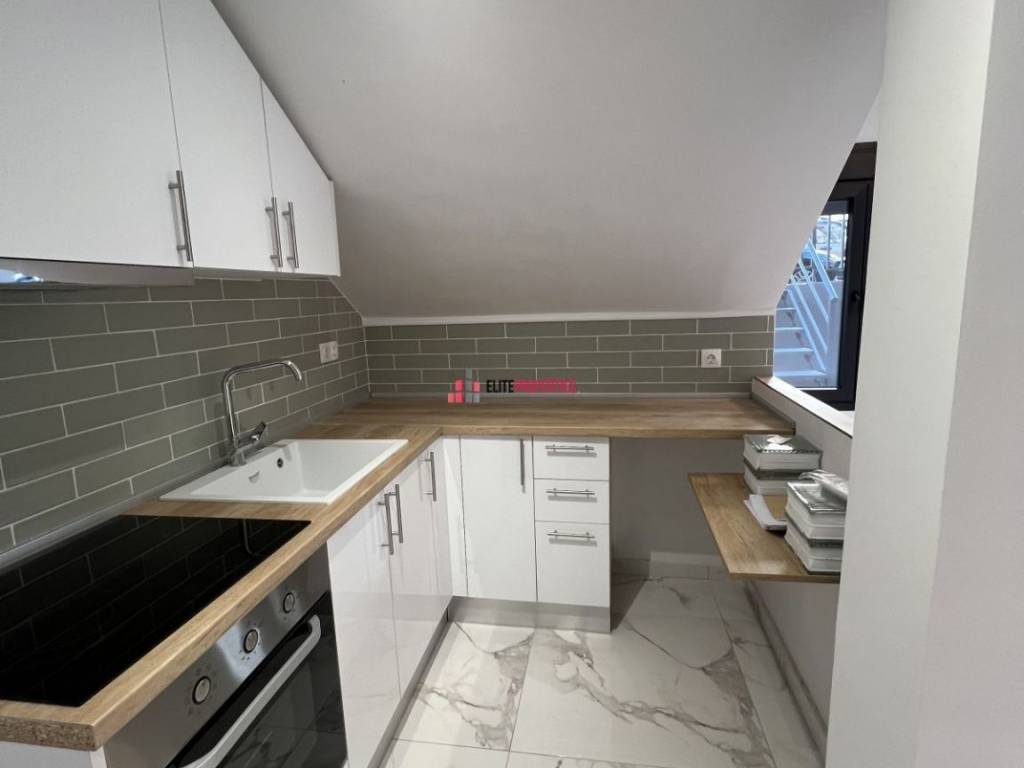 ΣΑΛΟΚΟΥΖΙΝΑ