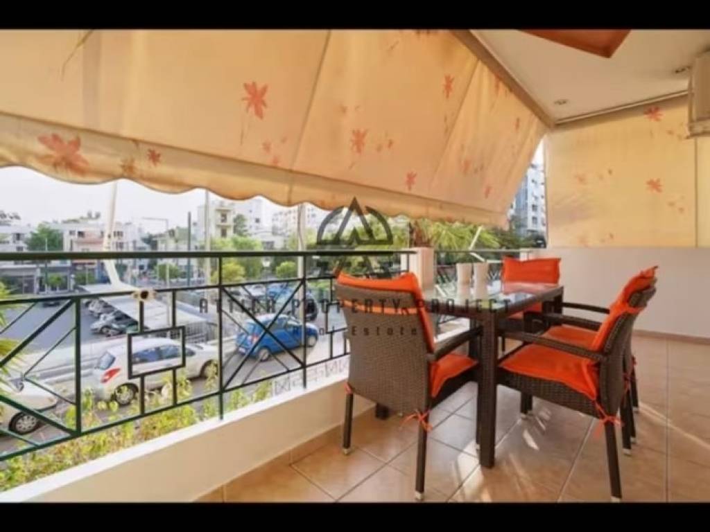 Θέα από μπαλκόνι