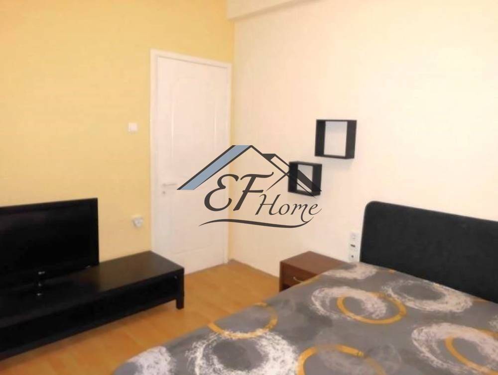 Ενιαίος χώρος υπνοδωμάτιο-σαλόνι