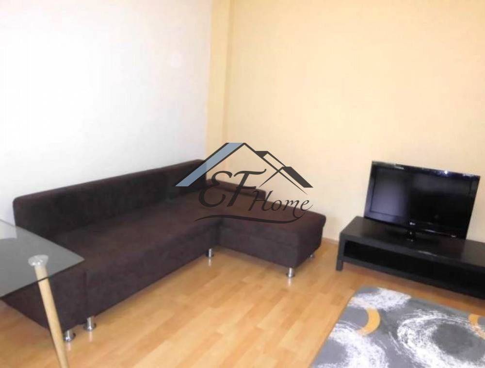 Ενιαίος χώρος υπνοδωμάτιο-σαλόνι