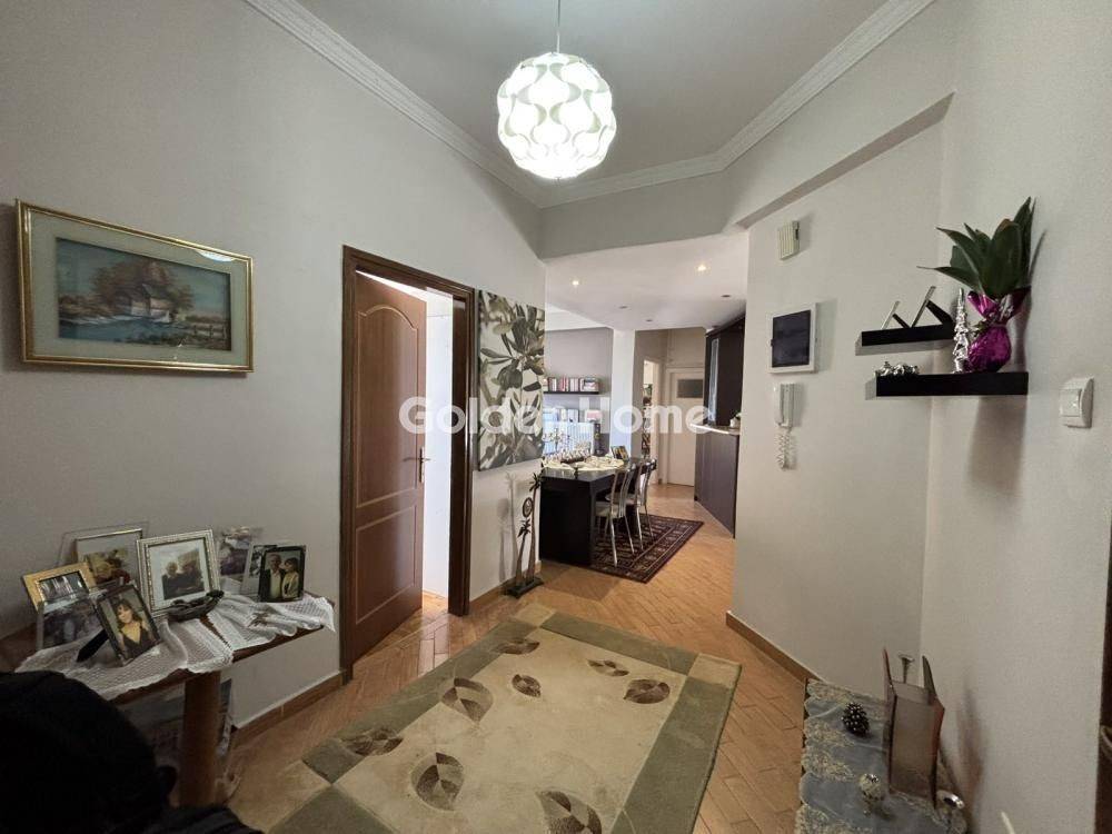 Χολ - Διάδρομος