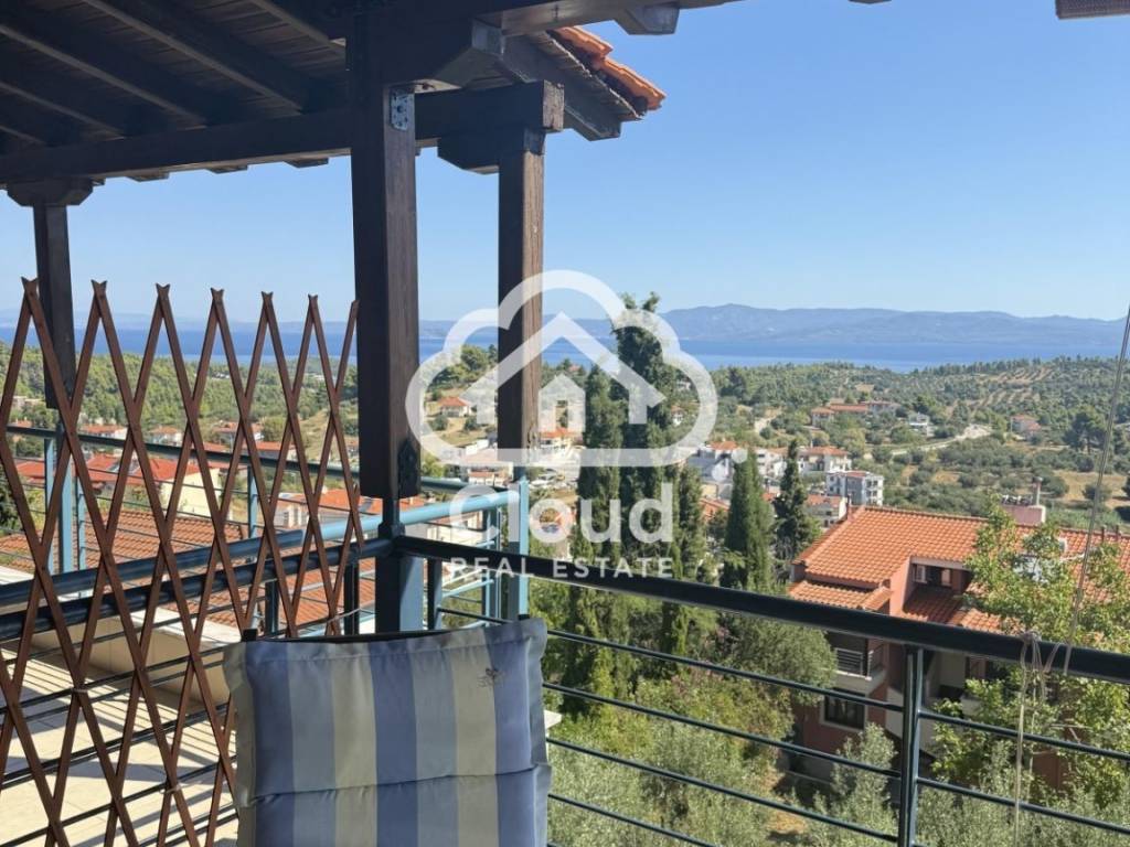 Θέα από μπαλκόνι