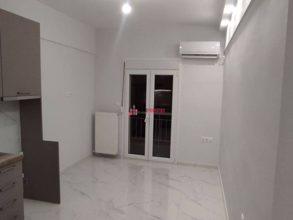 ΣΑΛΟΚΟΥΖΙΝΑ