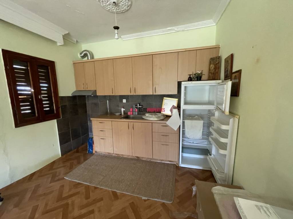 ΣΑΛΟΚΟΥΖΙΝΑ