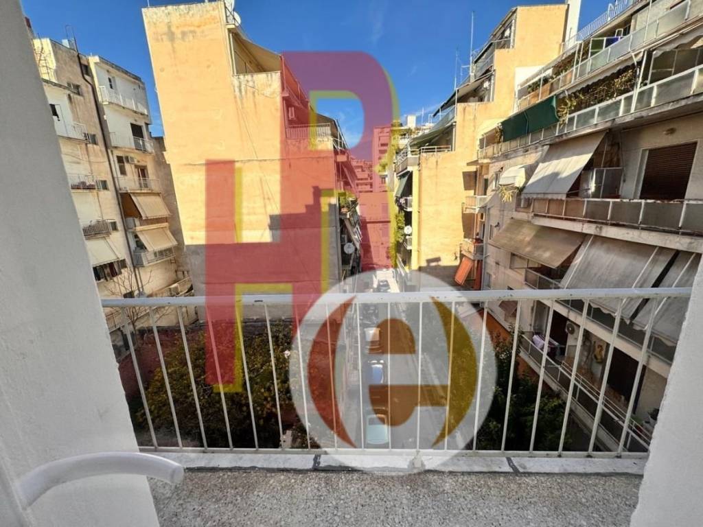 Θέα από μπαλκόνι