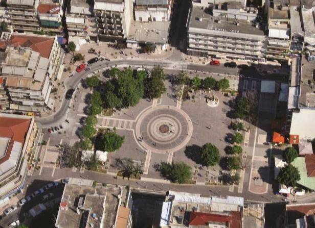 ΤΟ ΔΙΑΜΕΡΙΣΜΑ ΕΙΝΑΙ ΠΟΛΥ ΚΟΝΤΑ ΣΤΗΝ ΚΕΝΤΡΙΚΗ ΠΛΑΤΕΙΑ