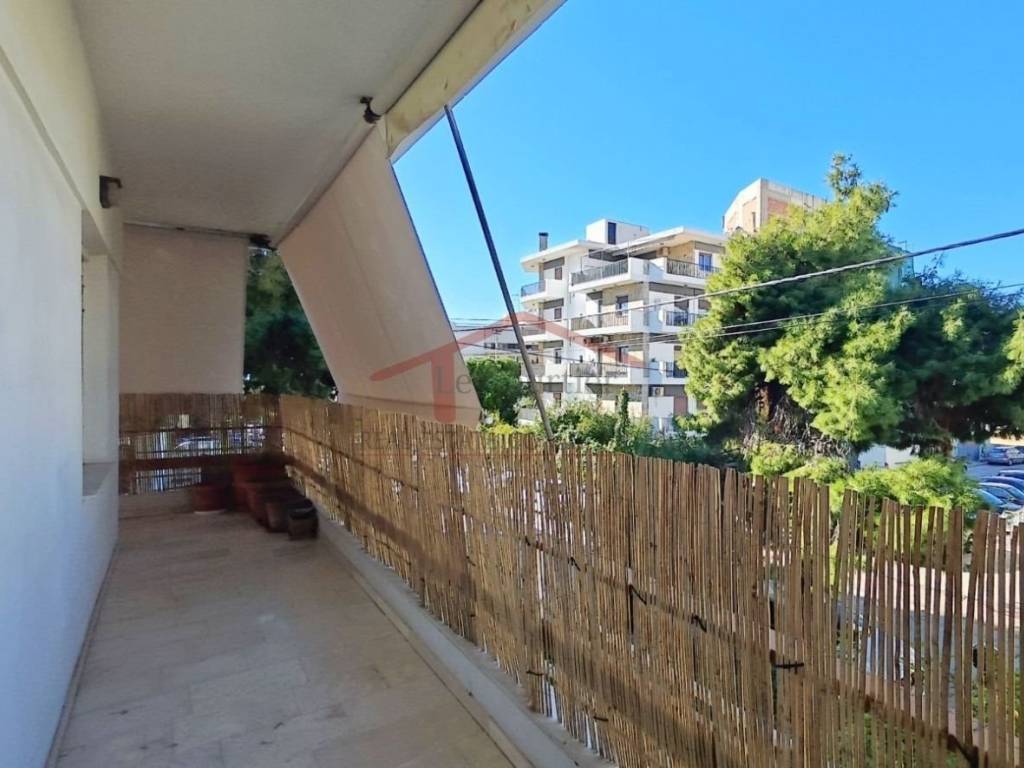 Θέα από μπαλκόνι