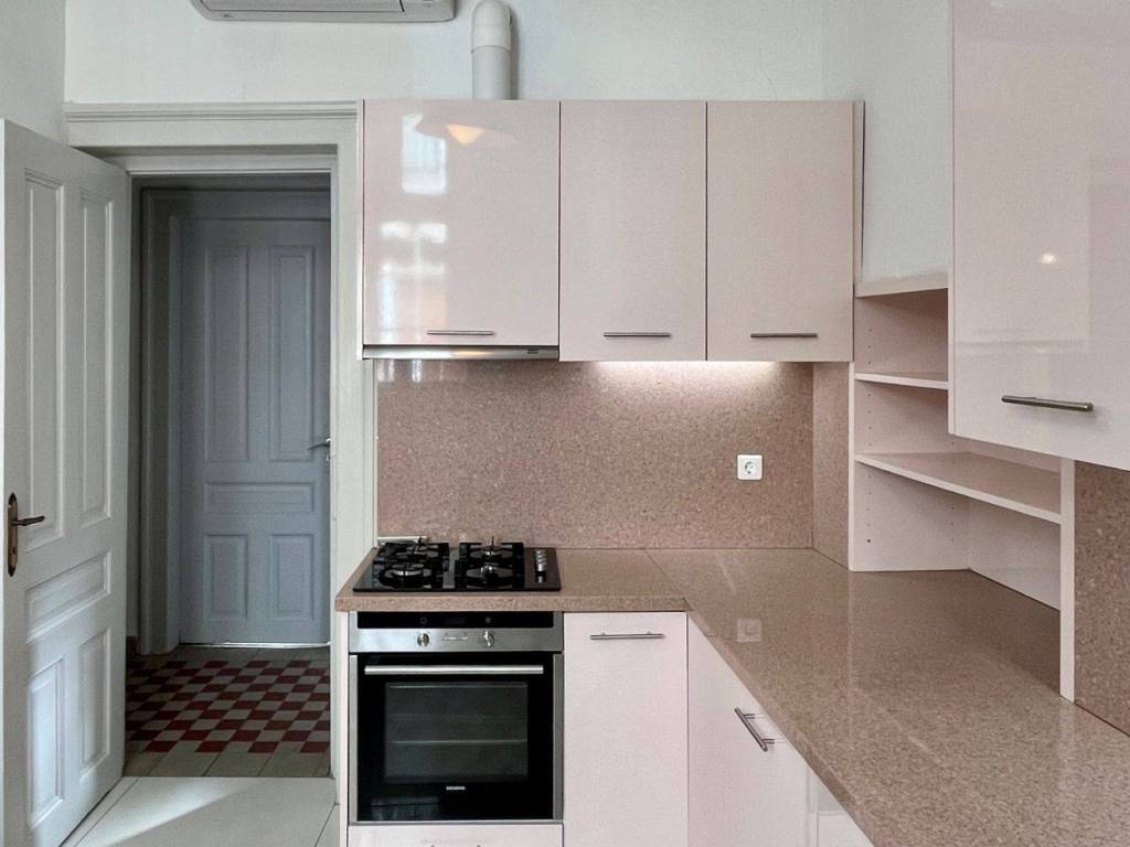 plaka_residential_detached_for_rent