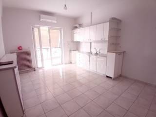 Σαλοκουζίνα