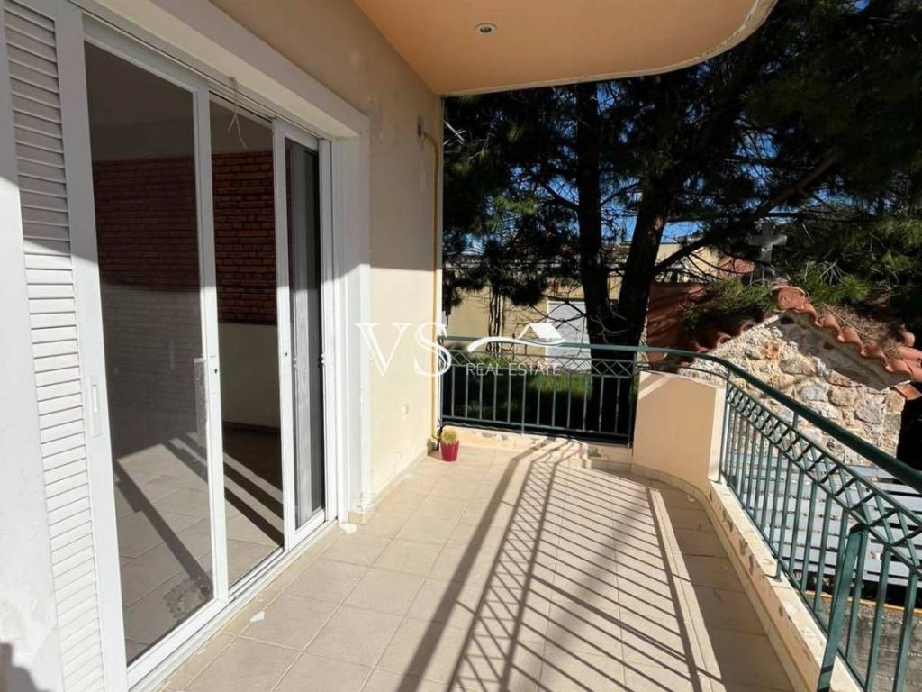 Θέα απο μπαλκόνι