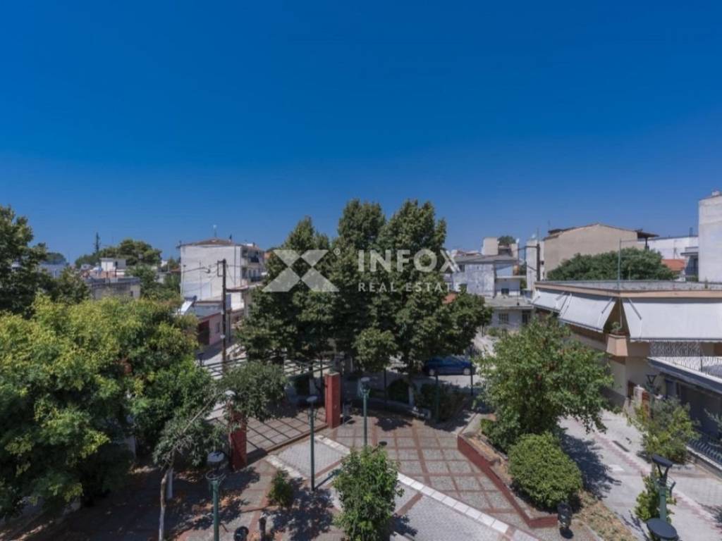 Θέα από μπαλκόνι