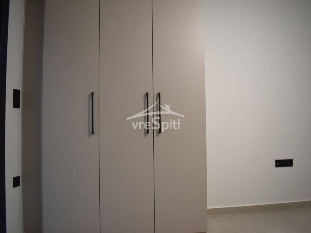 ΕΣΩΤΕΡΙΚΗ ΑΠΟΨΗ ΓΚΑΡΣΟΝΙΕΡΑΣ