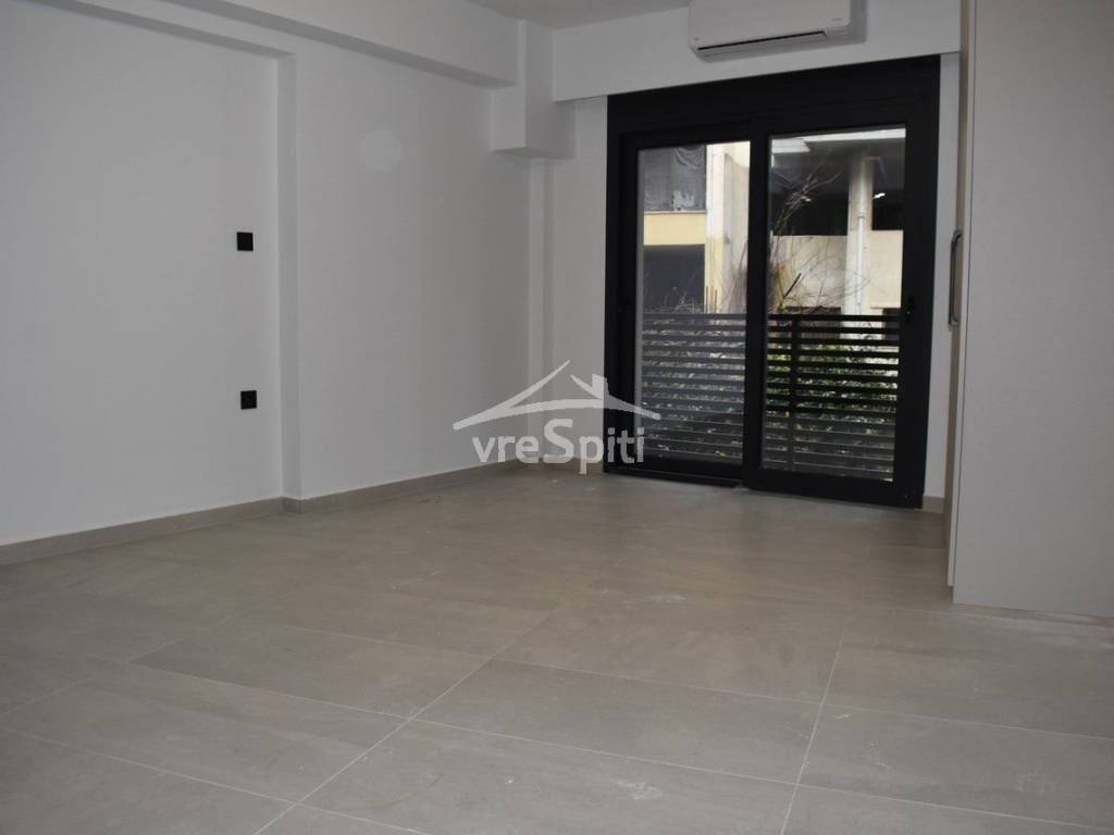 ΕΣΩΤΕΡΙΚΗ ΑΠΟΨΗ ΓΚΑΡΣΟΝΙΕΡΑΣ