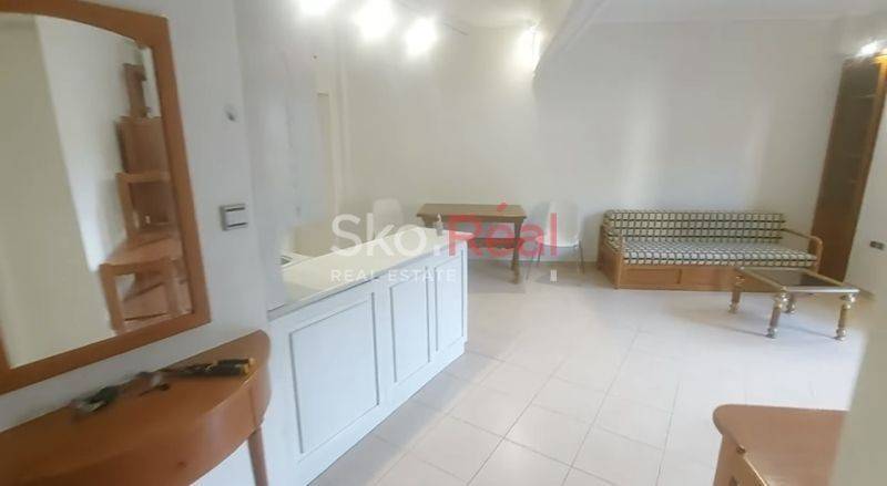 Σαλοκουζίνα