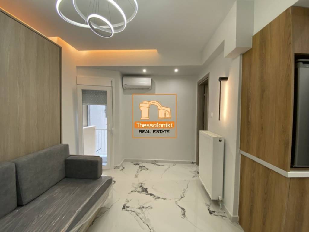 Καμάρα, Στούντιο, 30 τ.μ.