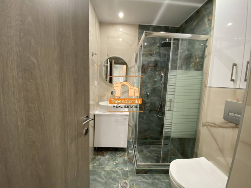 Καμάρα, Στούντιο, 30 τ.μ.