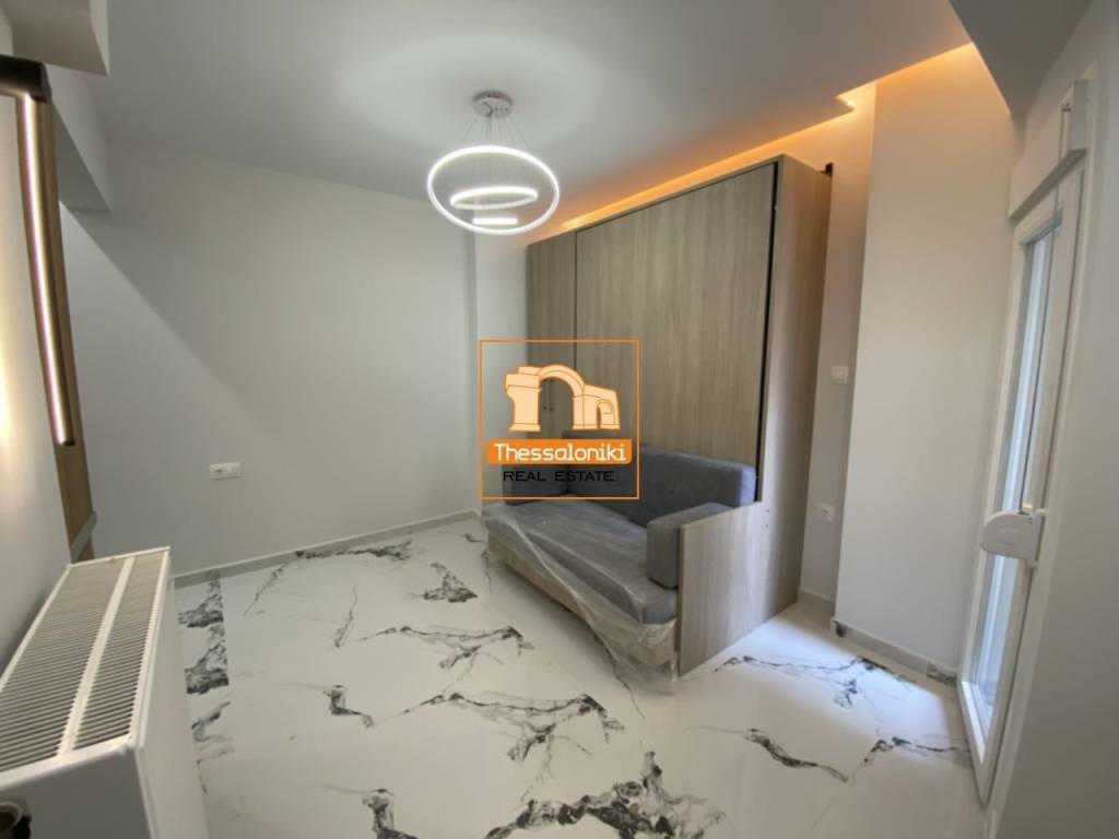 Καμάρα, Στούντιο, 30 τ.μ.