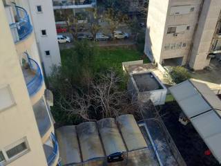 ΠΙΣΩ ΜΠΑΛΚΟΝΙ