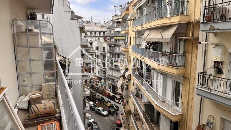 Θέα από μπαλκόνι