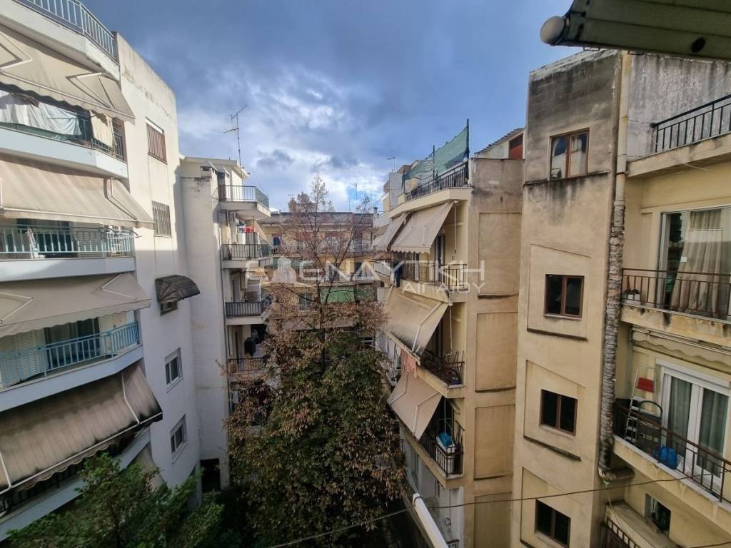 Θέα από μπαλκόνι