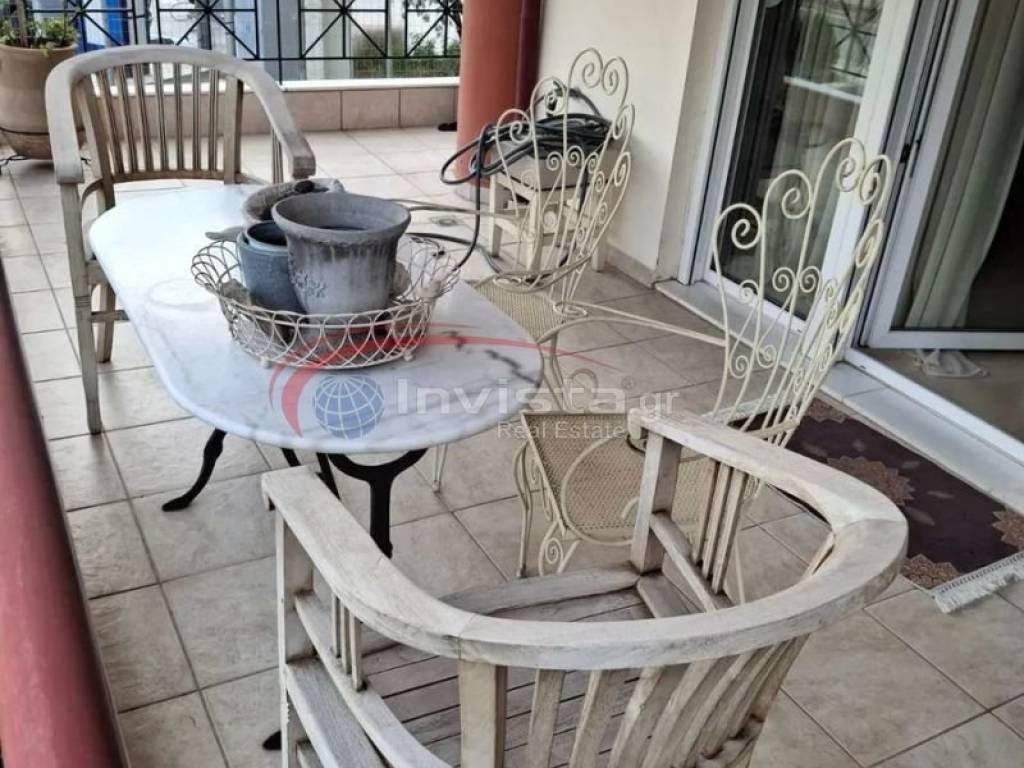 Θέα από μπαλκόνι