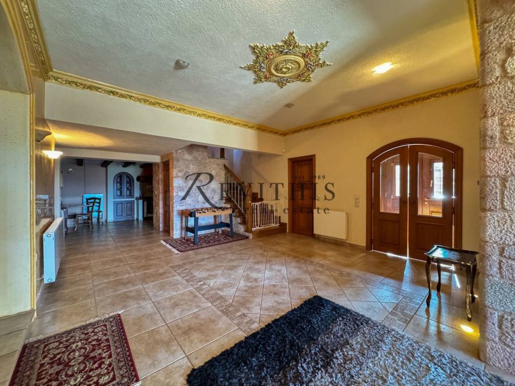 Εσωτερικοι χώροι