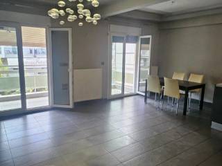 Forumland Real Estate, Σαλοκουζίνα