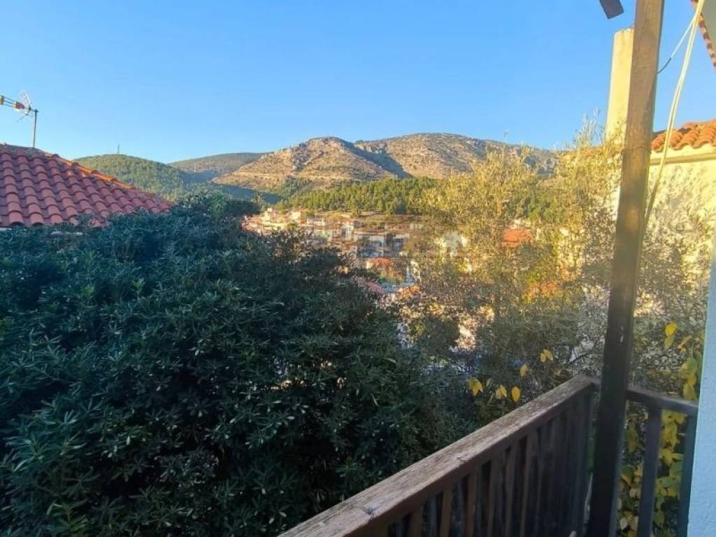 Θέα από μπαλκόνι