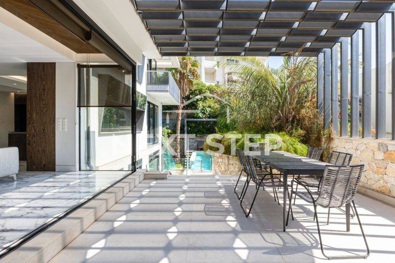 Θέα από μπαλκόνι