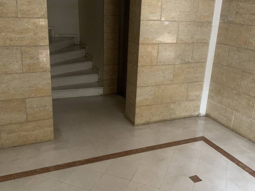 Forumland Real Estate, Eisodos Polykatoikias