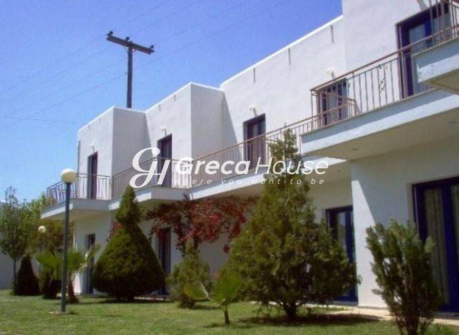 Poleitai Xenodocheio me Pisina, THea THalassa Eleia