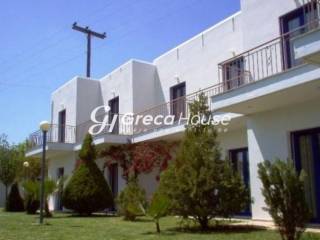 Poleitai Xenodocheio me Pisina, THea THalassa Eleia