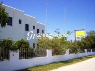 Poleitai Xenodocheio me Pisina, THea THalassa Eleia