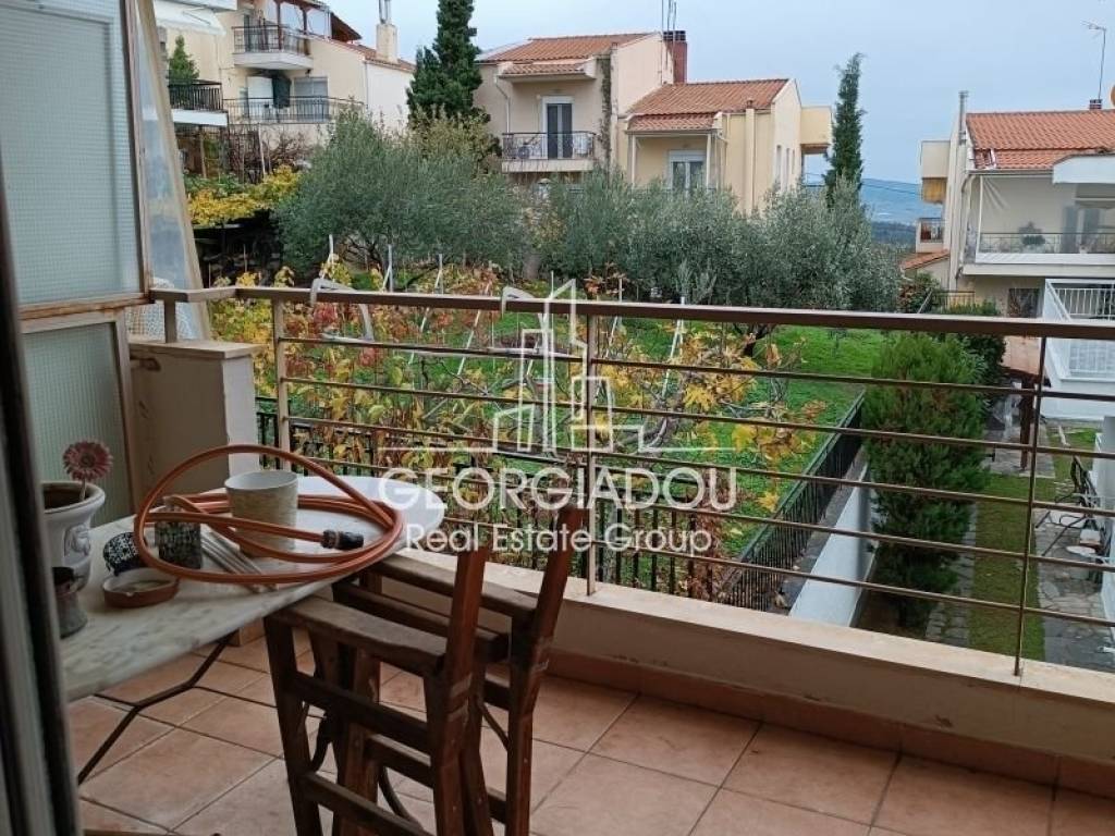 Θέα από μπαλκόνι