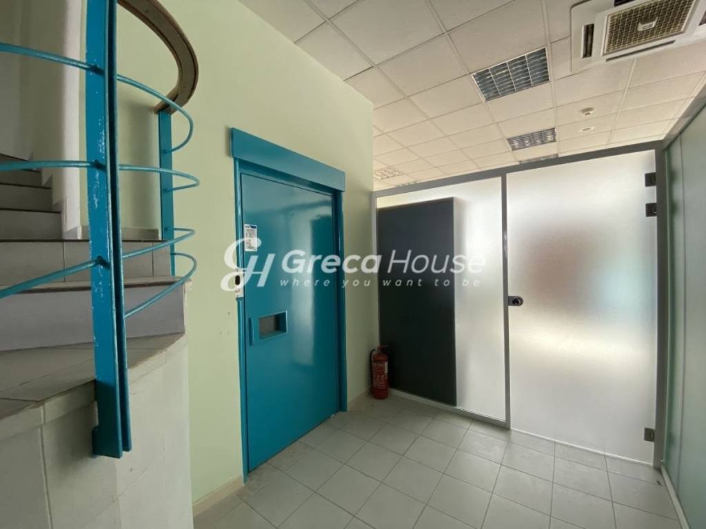 Επαγγελματικό Κτίριο Γραφείων Προς Πώληση στην Καλλιθέα