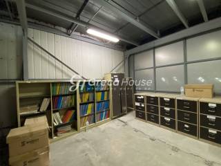 Commercial Office Building For Sale in Kallithea