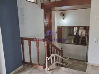 ΕΣΩΤΕΡΙΚΕΣ ΣΚΑΛΕΣ